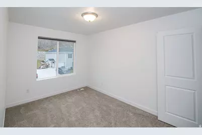 641 S Plum Creek Ln, Ogden, UT 84404 - Photo 21