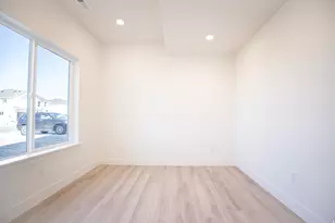 1062 N 1020 W, Salem, UT 84653 - Photo 5