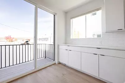 285 E Vaughn Ln #13, Midvale, UT 84047 - Photo 3