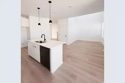 289 E Vaughn Ln #14, Midvale, UT 84047 - Photo 5