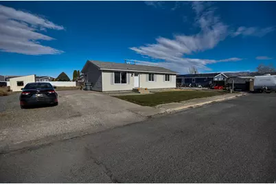 528 W 300 N, Milford, UT 84751 - Photo 9