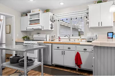 12425 N 5200 W, Garland, UT 84312 - Photo 11