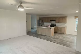 137 Cushing Way, Layton, UT 84041 - Photo 3