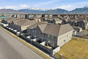 180 S Tamarak Circle, Lehi, UT 84043 - Photo 11