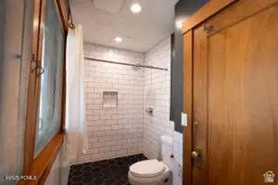 306 S Douglas St, Salt Lake City, UT 84102 - Photo 59