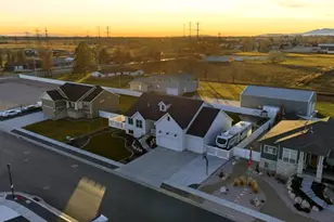 2059 N 3000 W, Plain City, UT 84404 - Photo 3