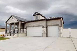 278 N Hatchet Ranch Dr, Grantsville, UT 84029 - Photo 3