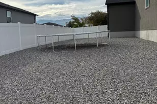 278 N Hatchet Ranch Dr, Grantsville, UT 84029 - Photo 5