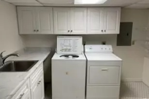 4281 S Lynne Ln, Holladay, UT 84124 - Photo 43