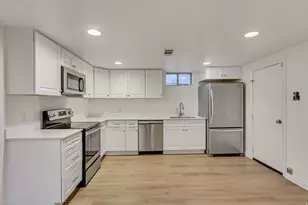 4281 S Lynne Ln, Holladay, UT 84124 - Photo 33