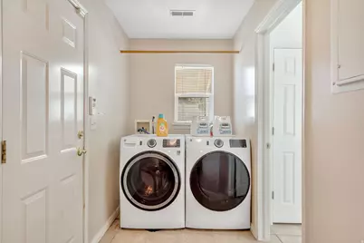 828 W Chartres Ave S, Sandy, UT 84070 - Photo 17