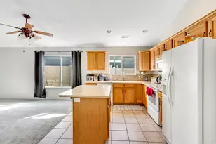 828 W Chartres Ave S, Sandy, UT 84070 - Photo 9