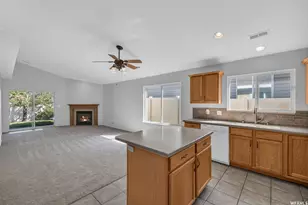 828 W Chartres Ave S, Sandy, UT 84070 - Photo 7