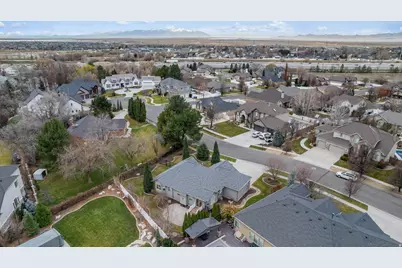 1512 N June Dr W, Farmington, UT 84025 - Photo 35