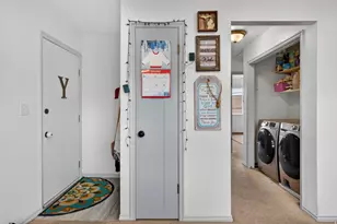 894 N 160 W, Orem, UT 84057 - Photo 21