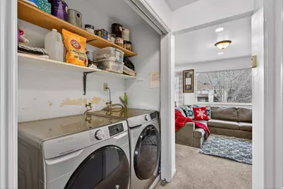 894 N 160 W, Orem, UT 84057 - Photo 23