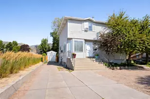 2905 S 2000 E, Salt Lake City, UT 84109 - Photo 1