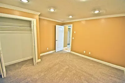 2905 S 2000 E, Salt Lake City, UT 84109 - Photo 17
