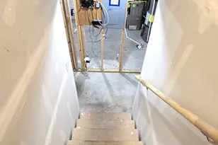 1754 E Skyline Dr, Eagle Mountain, UT 84005 - Photo 7