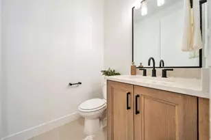 316 N Amber Ln, Layton, UT 84041 - Photo 15