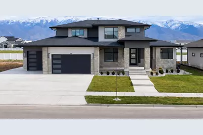 316 N Amber Ln, Layton, UT 84041 - Photo 1