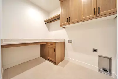 316 N Amber Ln, Layton, UT 84041 - Photo 17