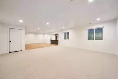 316 N Amber Ln, Layton, UT 84041 - Photo 29