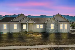 108 N 900 E, Hyde Park, UT 84318 - Photo 3