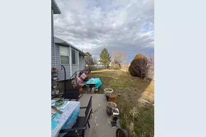 5612 W Walnut Ridge Cir, Kearns, UT 84118 - Photo 9