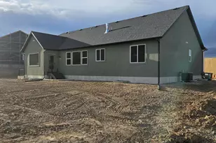 1374 N 1250 E, Logan, UT 84321 - Photo 3