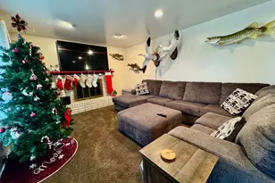 2581 W 5000 S, Roy, UT 84067 - Photo 3