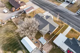 376 W 200 N, Aurora, UT 84620 - Photo 53