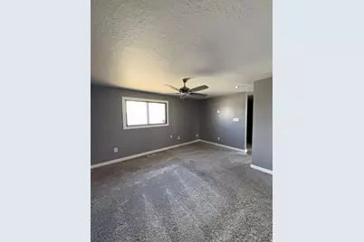 5577 W 4000 S, Hooper, UT 84315 - Photo 39