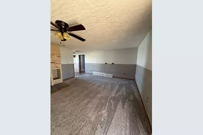 5577 W 4000 S, Hooper, UT 84315 - Photo 31