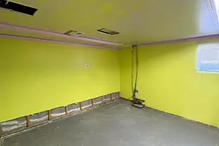 5577 W 4000 S, Hooper, UT 84315 - Photo 5