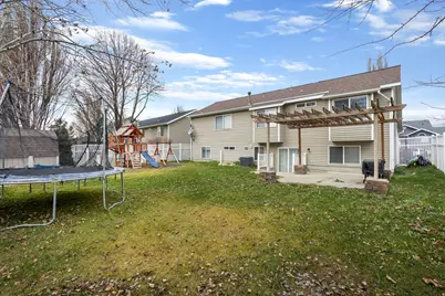 1427 W Silvercreek Dr, Layton, UT 84041 - Photo 25