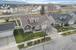 1427 W Silvercreek Dr, Layton, UT 84041 - Photo 31