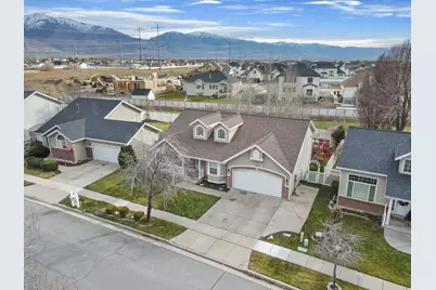 1427 W Silvercreek Dr, Layton, UT 84041 - Photo 29