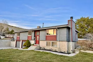 59 Hillcrest Dr, Price, UT 84501 - Photo 1