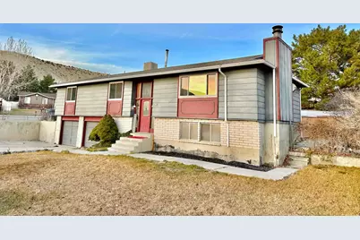 59 Hillcrest Dr, Price, UT 84501 - Photo 1