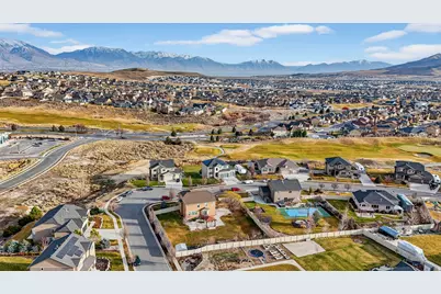 8984 E Skye Loop S, Eagle Mountain, UT 84005 - Photo 7