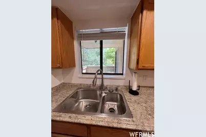 9152 S Jefferson Pl #18 B, Sandy, UT 84070 - Photo 17