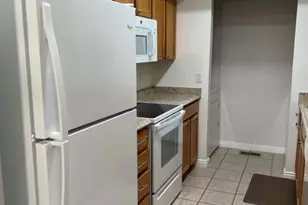 9152 S Jefferson Pl, Sandy, UT 84070 - Photo 23