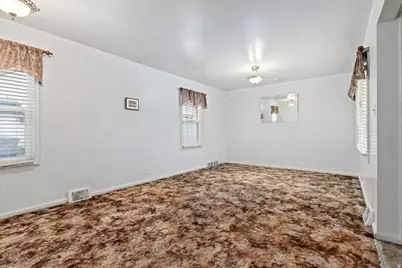 4309 W 5500 S, Kearns, UT 84118 - Photo 5