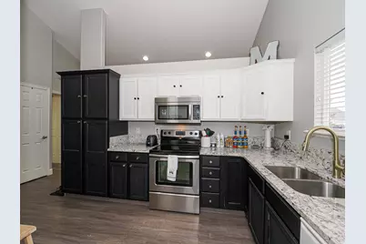 3928 N Davencourt Loop, Lehi, UT 84048 - Photo 9