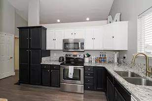 3928 N Davencourt Loop, Lehi, UT 84048 - Photo 9