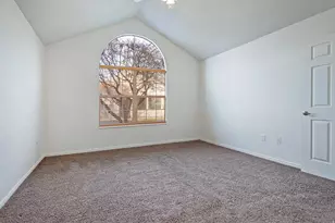 2901 W Abbey Springs Circle, West Jordan, UT 84084 - Photo 15