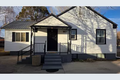 393 N 500 E, Roosevelt, UT 84066 - Photo 3