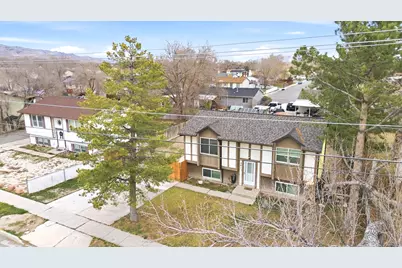 361 E Main St, Grantsville, UT 84029 - Photo 3