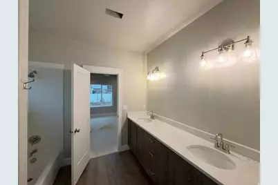 1038 Liberty Cottages Ct, Ogden, UT 84404 - Photo 7
